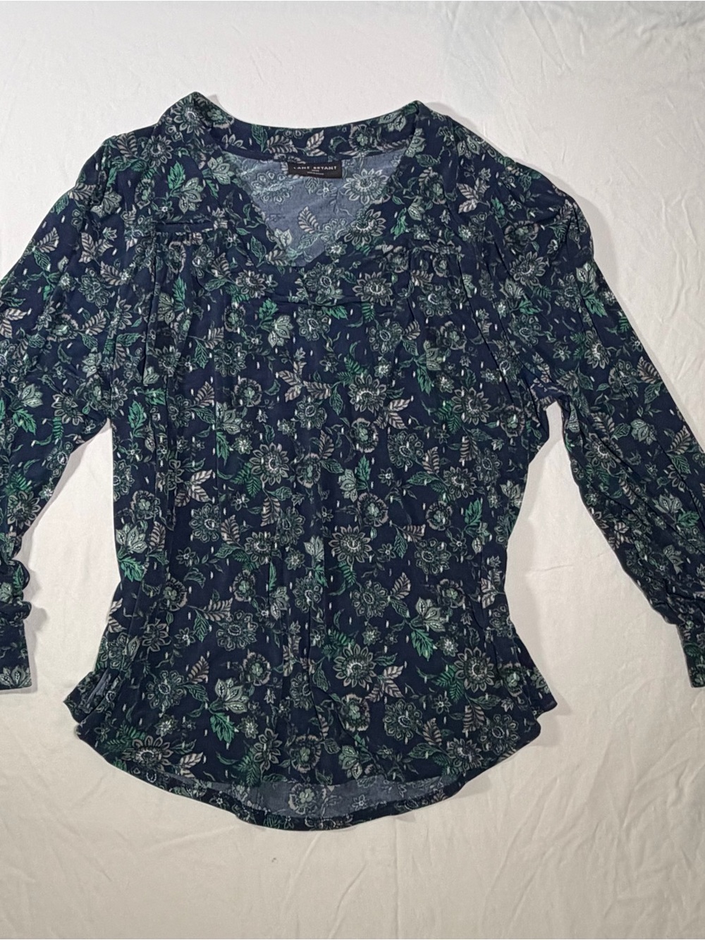 Lane Bryant Navy Floral Long Sleeve V-Neck Blouse
